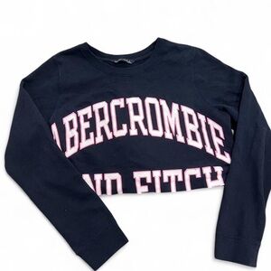 Abercrombie & Fitch Crop sweater